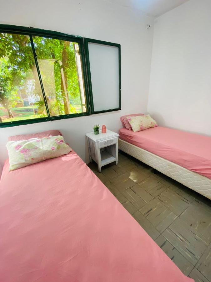 House G&S, Depto Con 3 Dormitorios Para 7 Personas Pleno Centro De La Ciudad Puerto Iguazú Exterior foto
